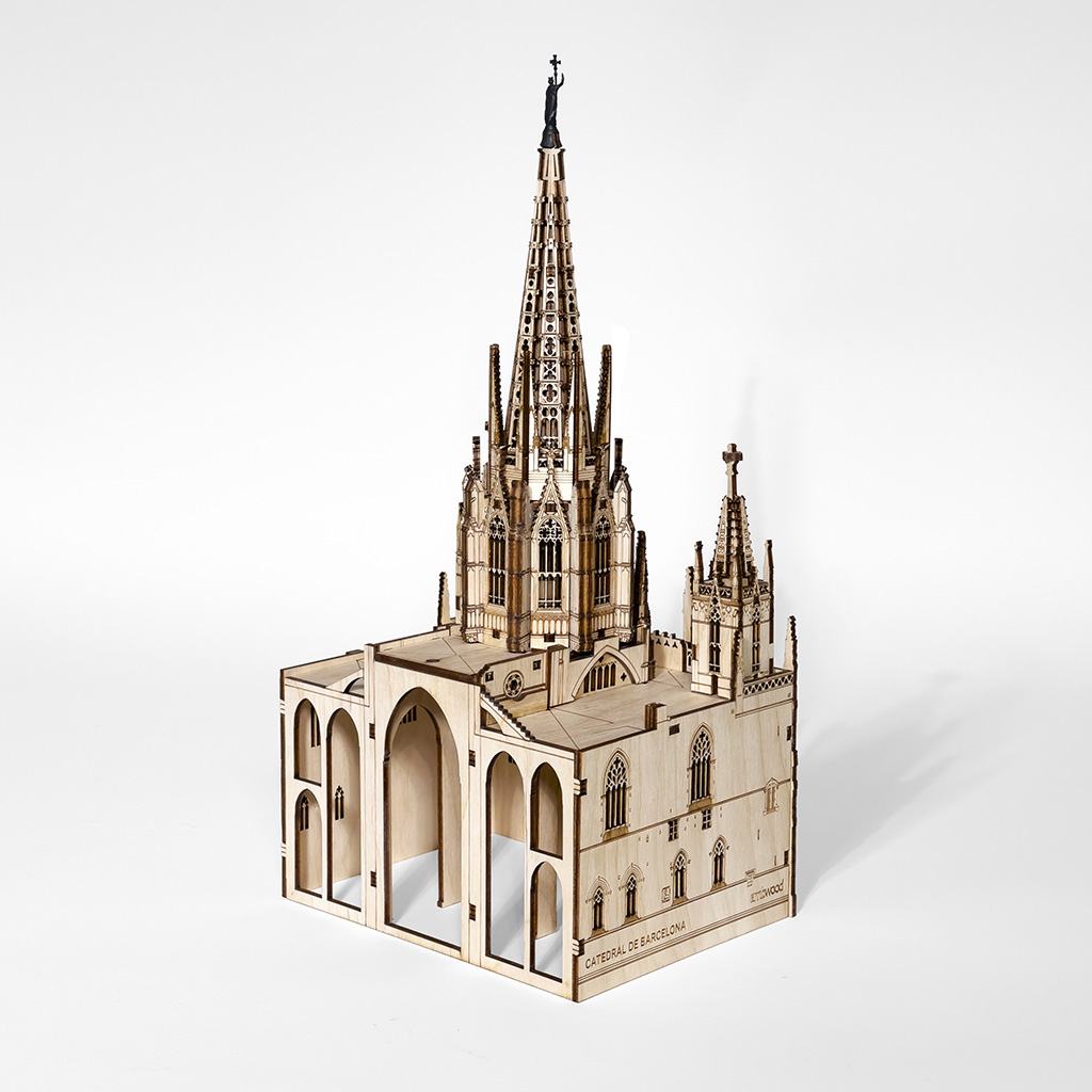 Fachada de la Catedral de Barcelona – ambwood